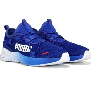 Boys Pumas size 3